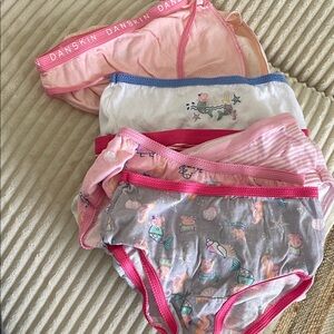 New** Kids' Underwear Set - Peppapig